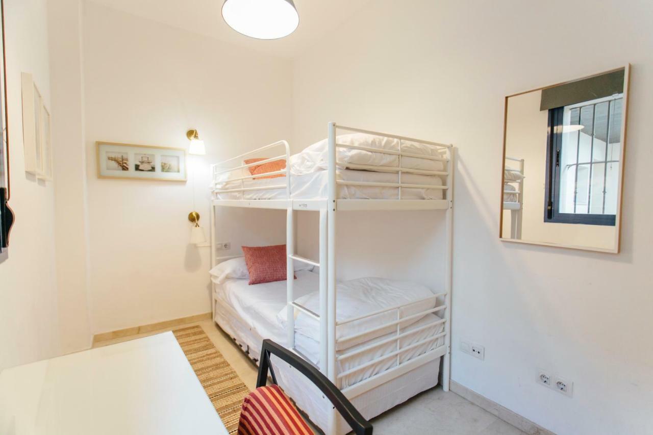Apartamento Castilla เซบีญา ภายนอก รูปภาพ